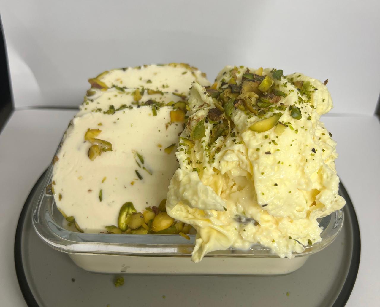 هيلطية مع قشطة